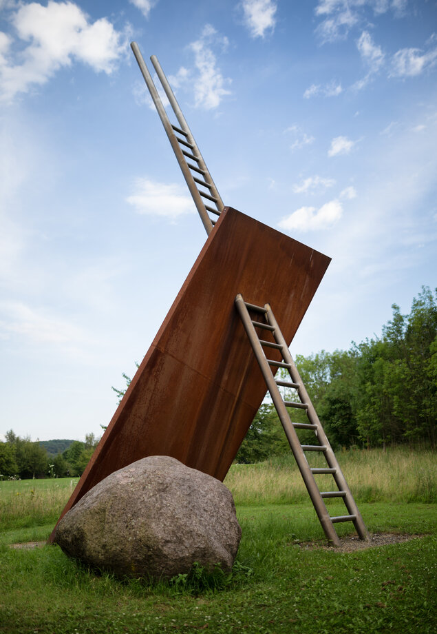 Eine Skulptur des Skulpturenweges