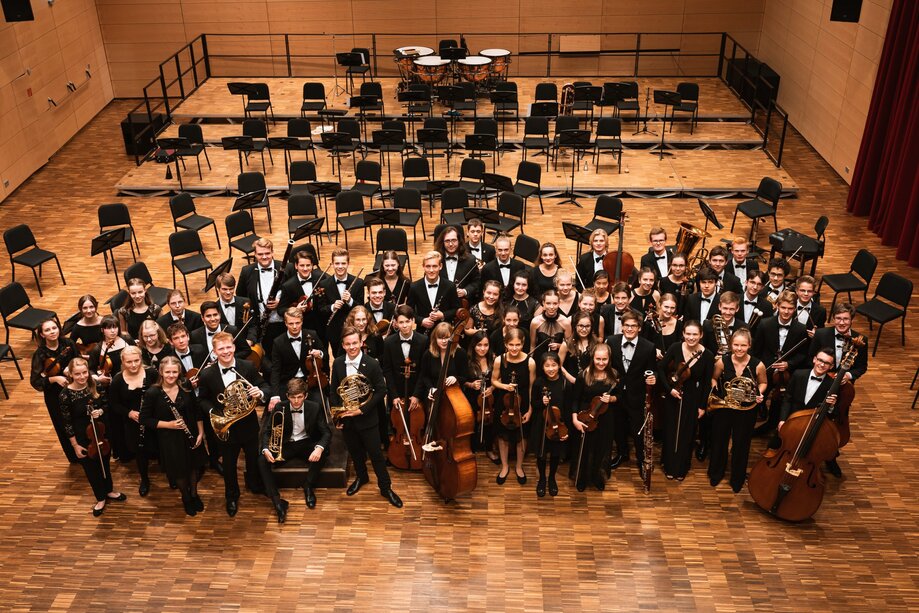 Das Niedersächsische Jugendsinfonieorchester tritt in Salzgitter-Bad auf.